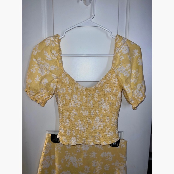 Abercrombie & Fitch Matching Set - Picture 4 of 6